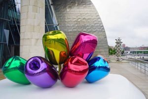 inflatable flowers by Jeff Koons