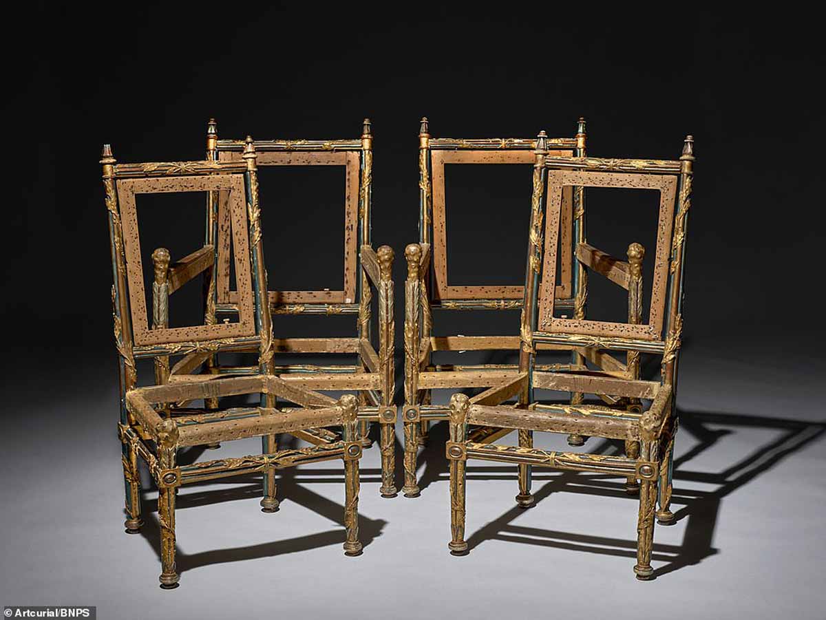 4 broken wooden chairs